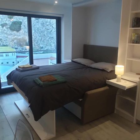 The Hub Apartamento Gibraltar Exterior foto